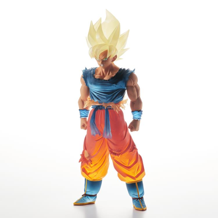 Super Saiyan Goku Figure