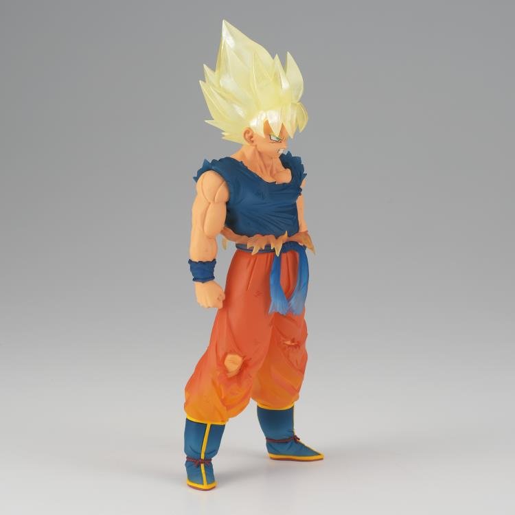 Super Saiyan Goku Figure