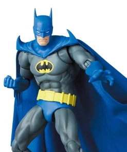 Batman MAFEX 215
