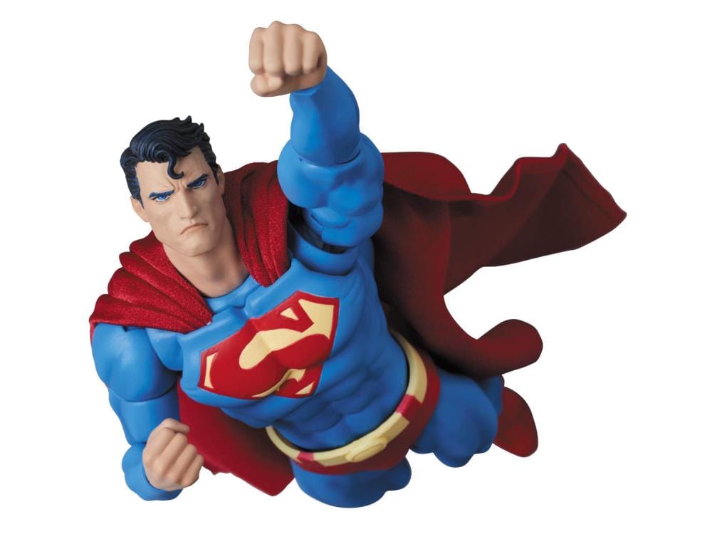 Hush Superman MAFEX Flying.