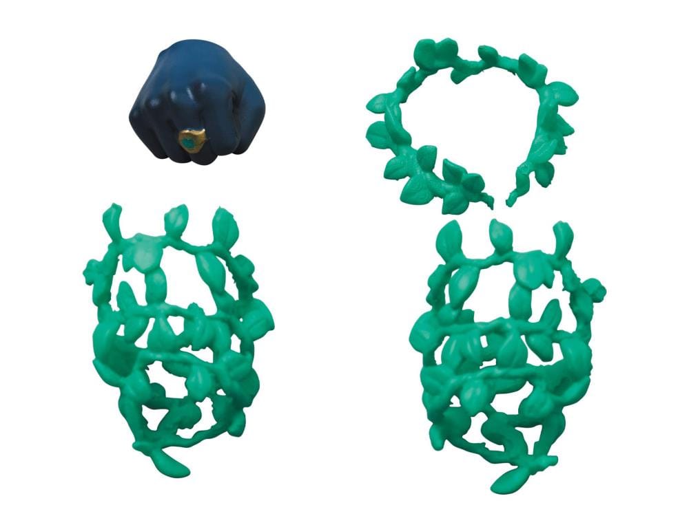 Hush Superman MAFEX hands with ring and vines.