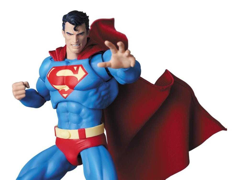 Hush Superman MAFEX posing.