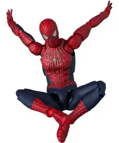 Spider-Man: No Way Home MAFEX No.241 - Friendly Neighborhood Spider-Man Action Figure - Image 7