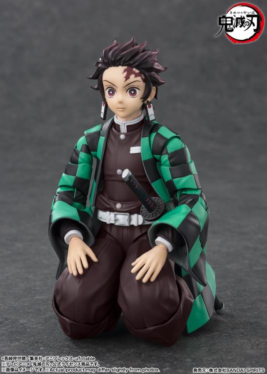 Demon Slayer: Kimetsu no Yaiba Tanjiro Kamado Action Figure - Image 5