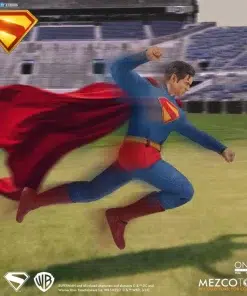 Superman (2025) One:12 Collective Superman Action Figure - Image 5