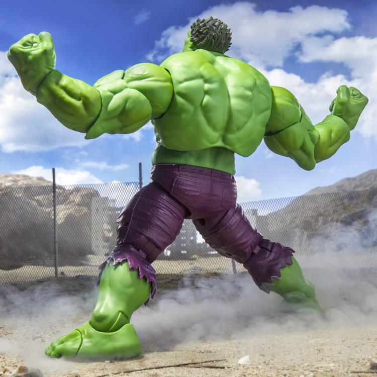 Marvel Legends Maximum Series Deluxe Hulk Action Figure - Image 11