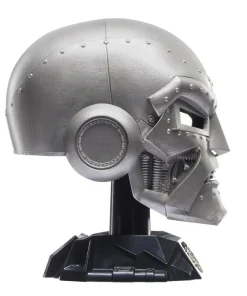 Marvel Legends Doctor Doom Helmet with Hood Replica - Image 27