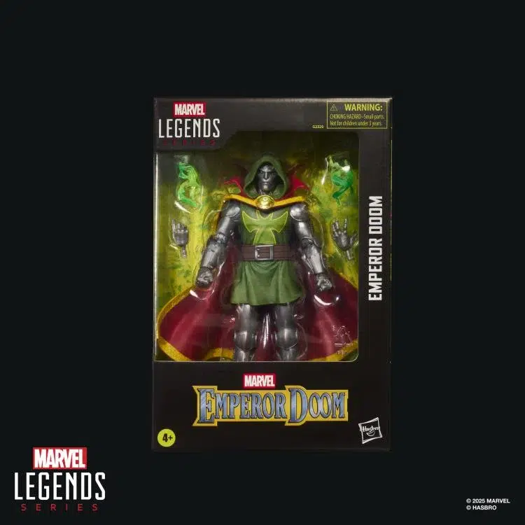 Fantastic Four: One World Under Doom Marvel Legends Emperor Doom Action Figure - Image 8
