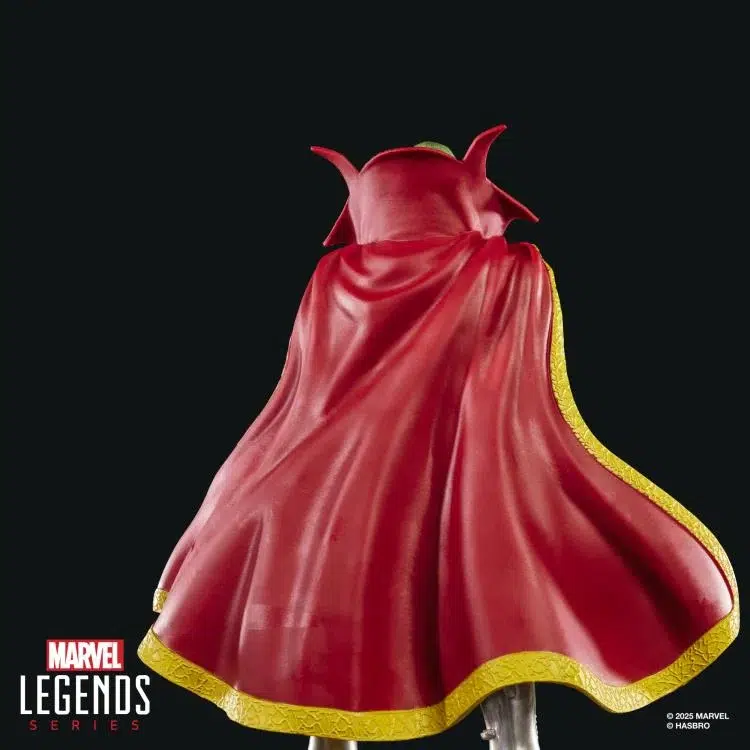 Fantastic Four: One World Under Doom Marvel Legends Emperor Doom Action Figure - Image 6