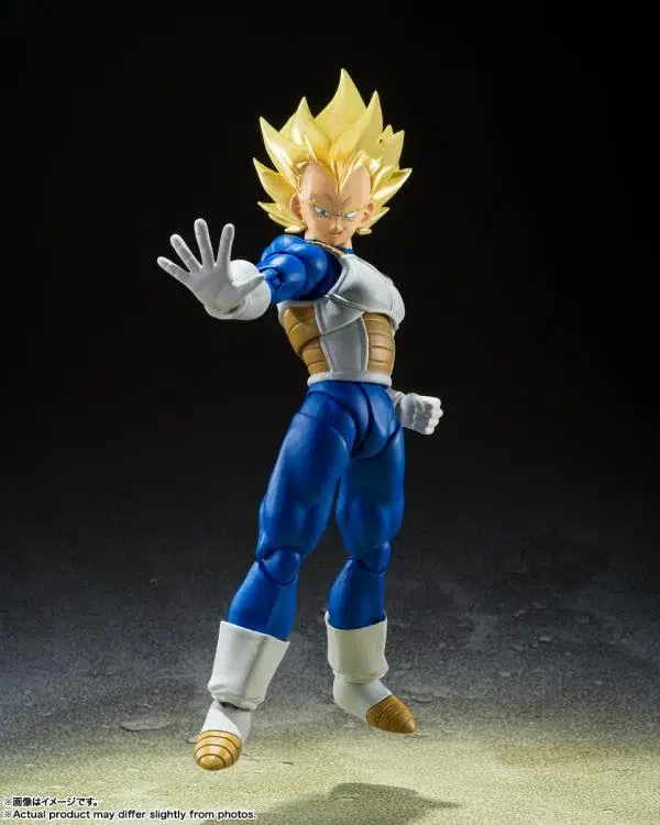 Dragon Ball Z Super Saiyan Vegeta (Awakening Super Saiyan Blood) Action Figure - Image 7