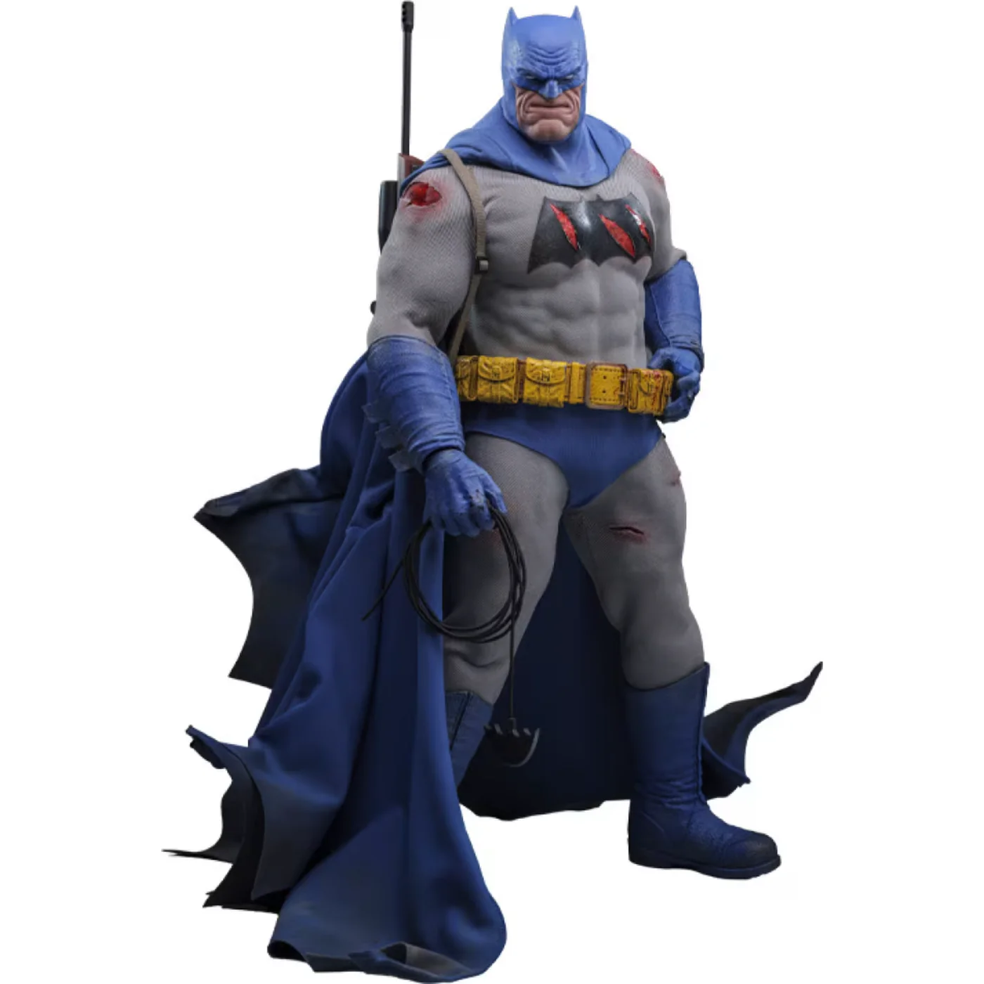 Batman: The Dark Knight Returns Batman (Battle Damaged Version) 1/6th Scale Collectible Figure